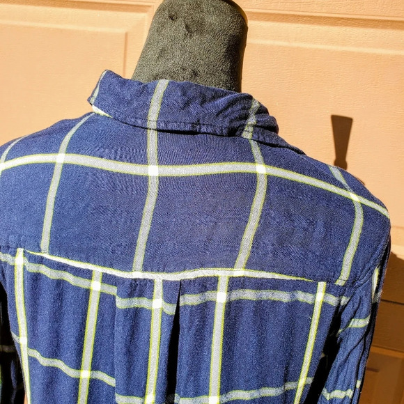 Stylus Blue White Lime Green Plaid Flannel Buttondown Top Women's Size Medium - Picture 15 of 15